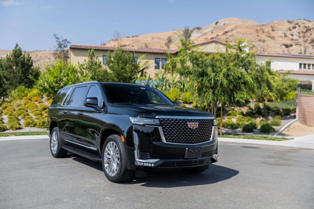 luxury black suv rental